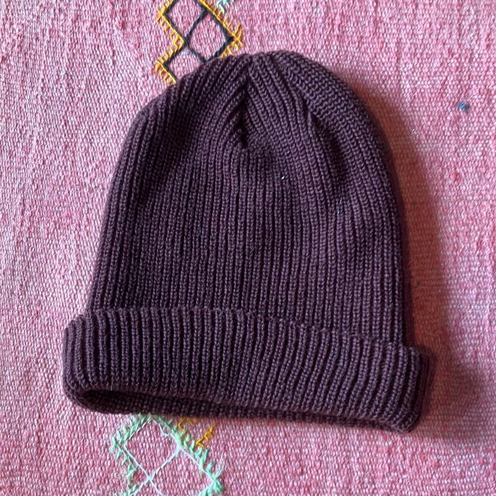 Supreme knit hat - Picture 2 of 3